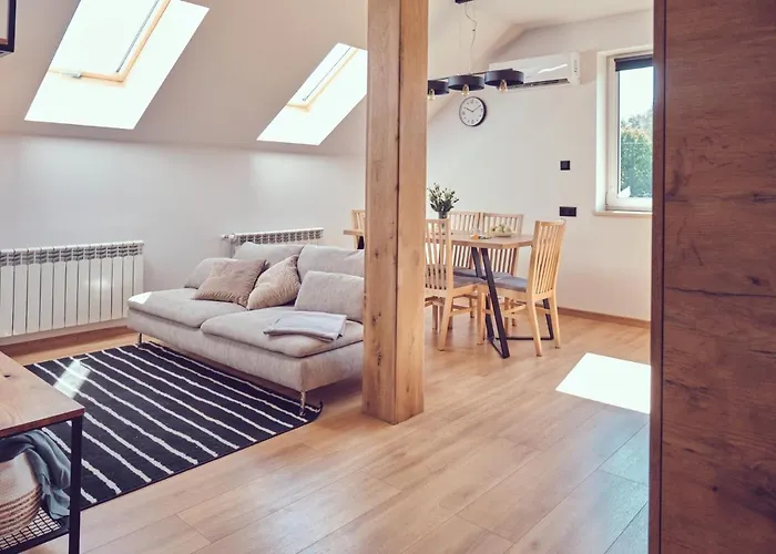 Apartman Wieliczkahome 1st Floor + Garden + Parking